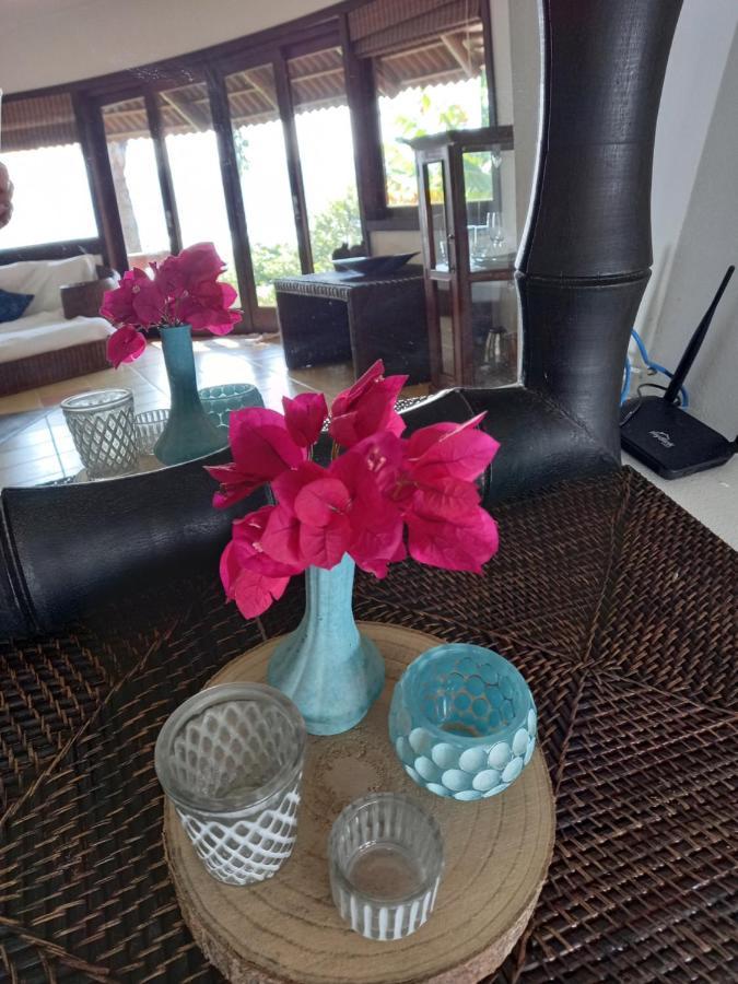 Luxury Suites Vila Indonesia Garopaba Εξωτερικό φωτογραφία